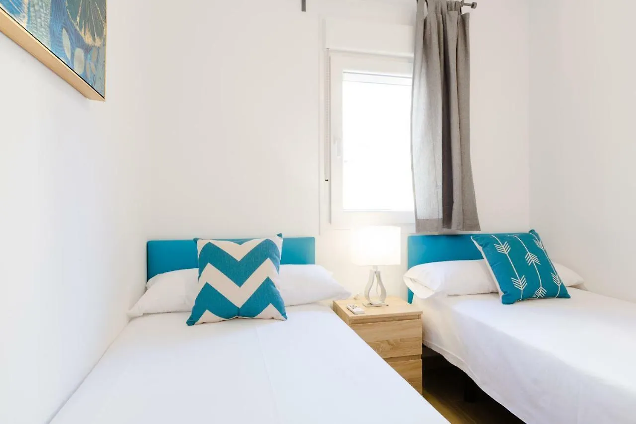 Picasso Daisy Apartment Fuengirola