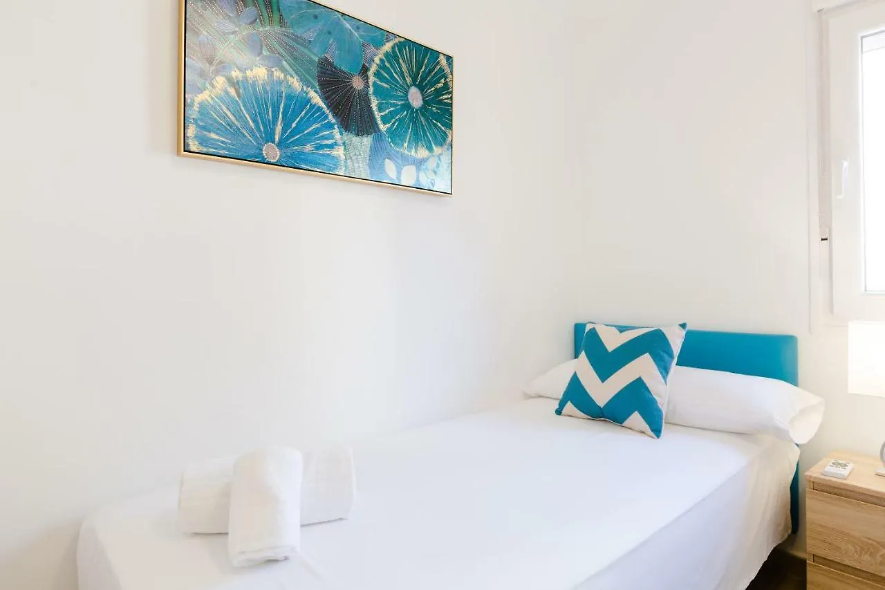 Picasso Daisy Apartment Fuengirola